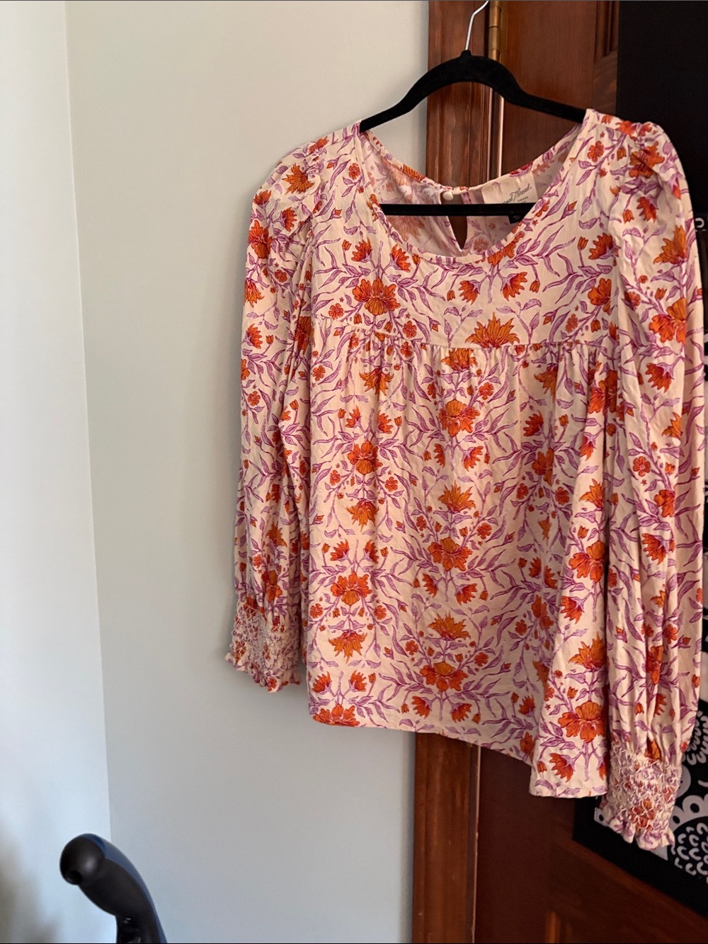 Universal Thread Floral Puff-Sleeve Tunic in Cream, Orange, Pink